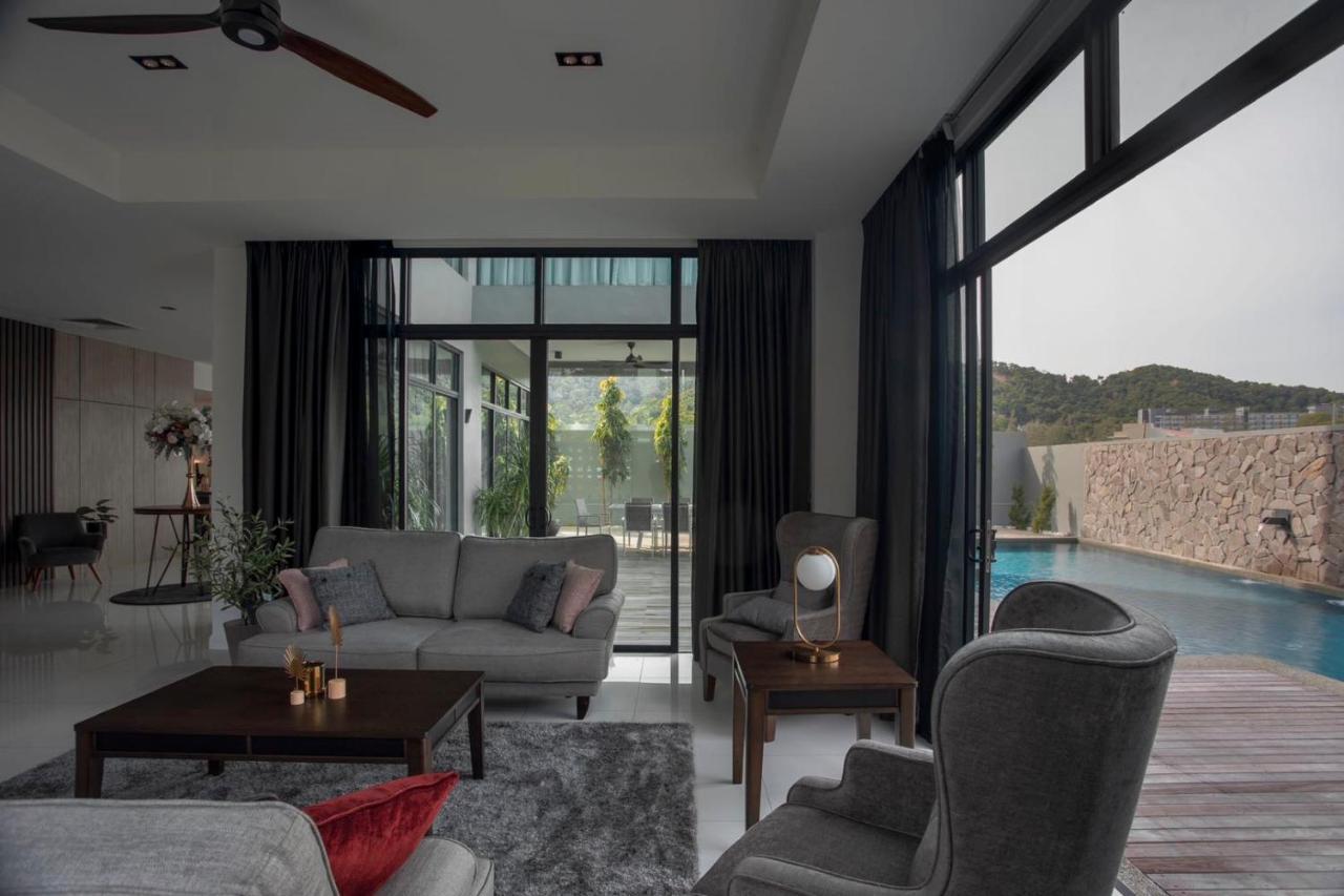 Lavanya H Villa 12A Luxury Bungalow With Private Swimming Pool H 豪华泳池别墅 Pantai Cenang  Exteriör bild